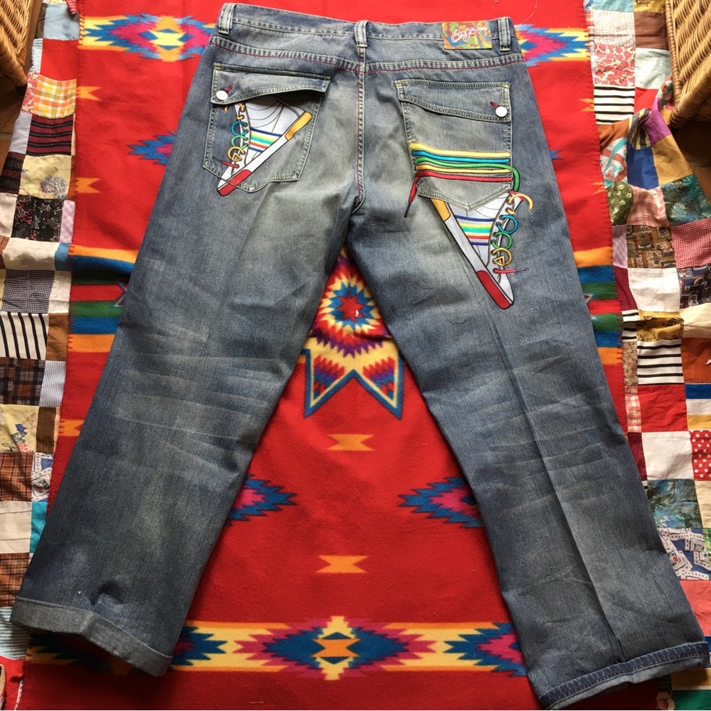 Coogi Sneakers Embroidery Mens Jeans 44x35 (unrolled) 44x33 (rolled) BIG & TALL